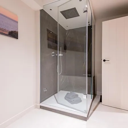 Reethues Mali - Ihr Modernes Urlaubsdomizil In Sylt 度假居 凯图姆